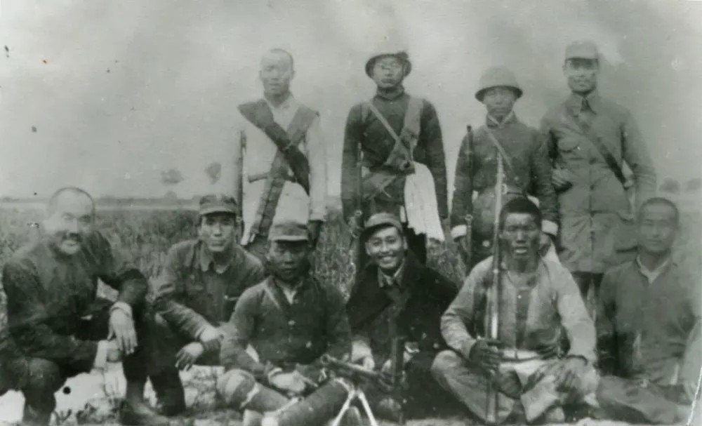 1944��һλ�ձ�����Ա������̬�����ţ�����5���ֺ�ȴ���Ⱦ���