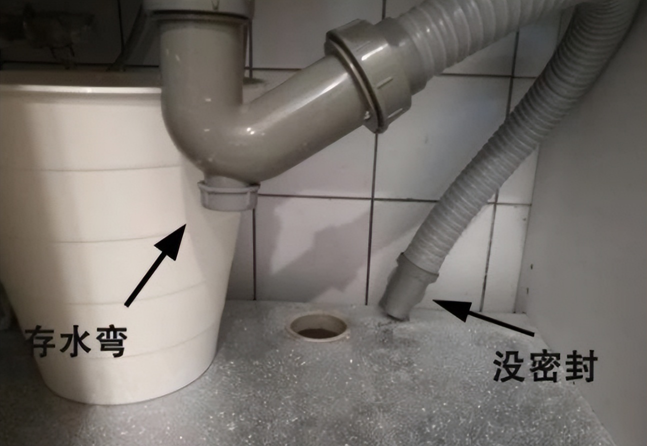 卫生间总反味怎么办？花了18块钱，彻底搞定反味问题