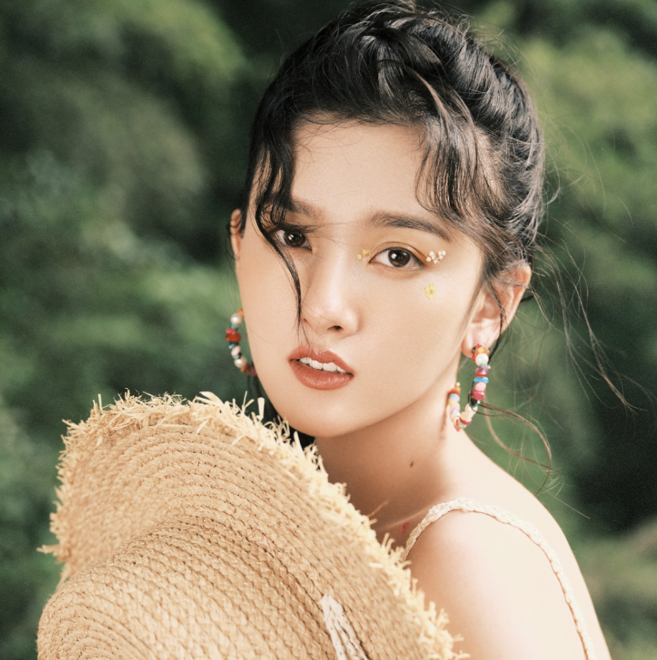 中戏北电2018级毕业啦！7位小生小花带光环出校园，未来一片光明