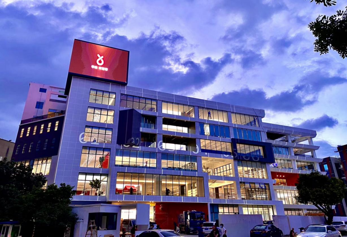 为行业输送新鲜血液 辛选集团创始人辛巴打造专业主播孵化机制