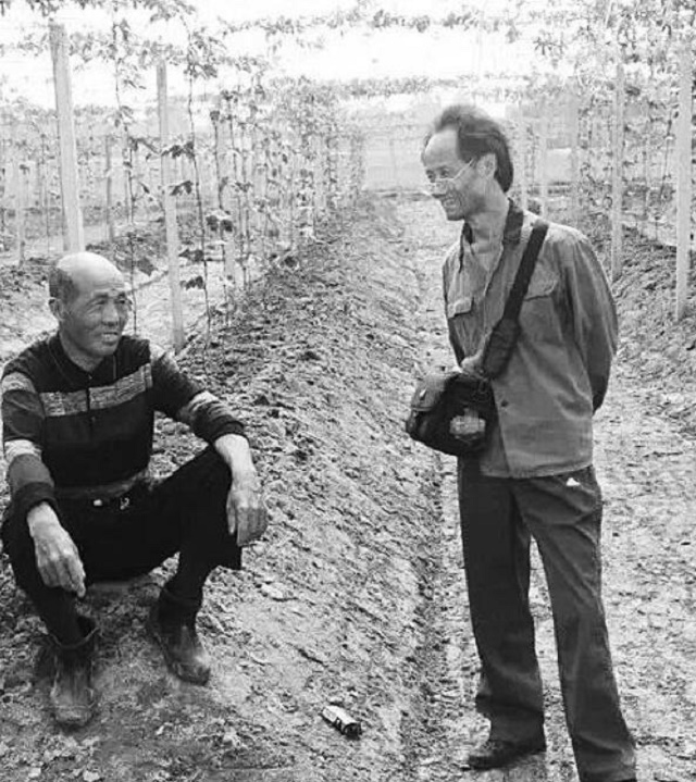 何家庆：“乞丐”般的教授，被绑架吃猪食，却让数万人过上好日子