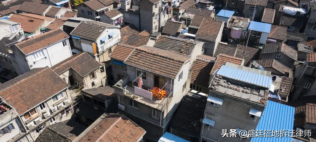 突然收到《限期拆除通知书》该怎么办？