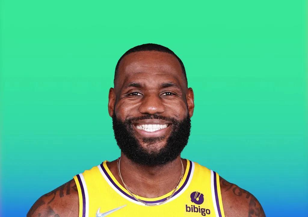 最强nba 哪些可以mvp(美媒根据先进的分析和影响指标，列出了常规赛MVP的12名热门人选)