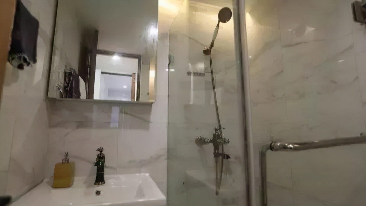 28平loft简陋小蜗居，爆改后变成北欧洋房，美得像度假屋