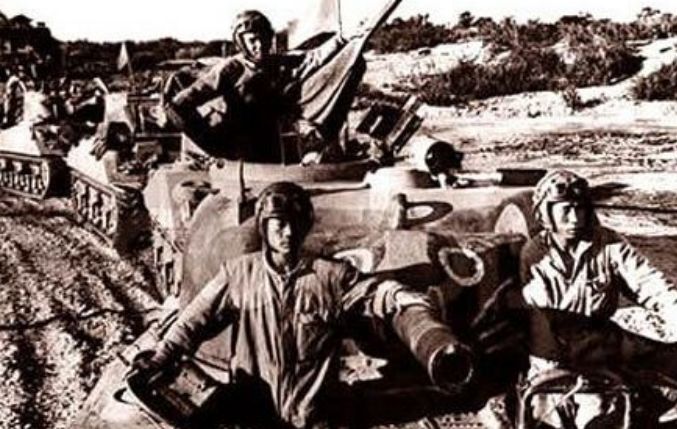 面对华野劲旅的围攻，为何74师全军覆没，陆战一师却能逃出长津湖