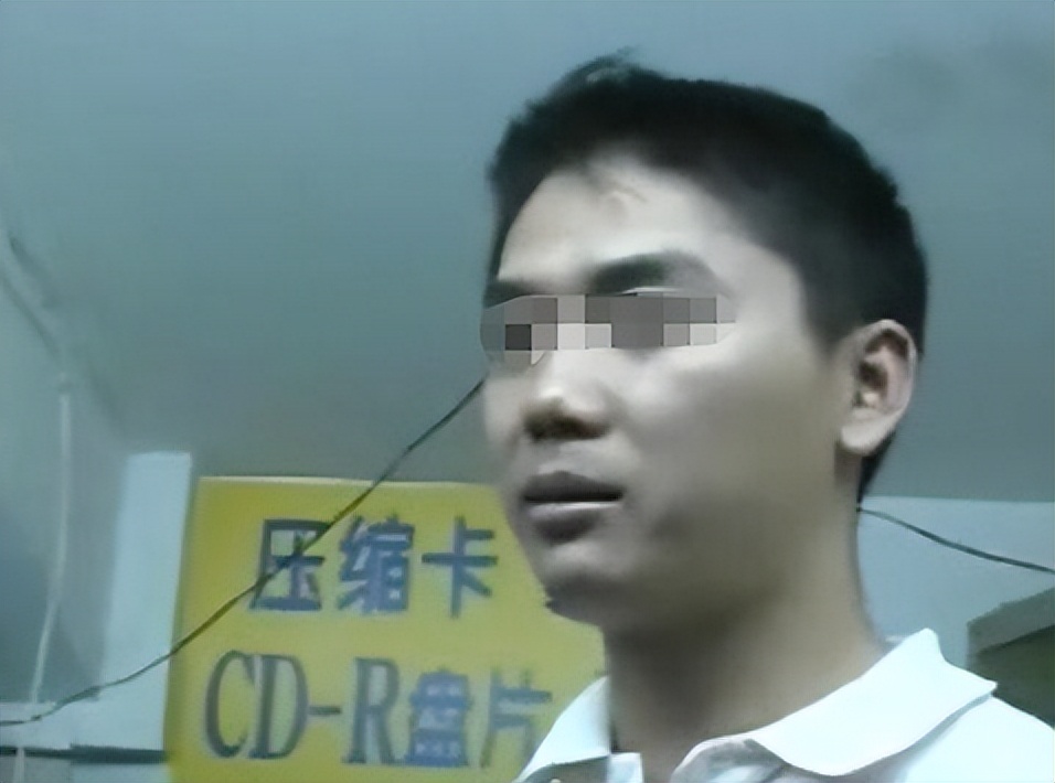 劉強東性侵案細節再曝光，女方改口稱自愿，看奶茶妹妹如何反擊