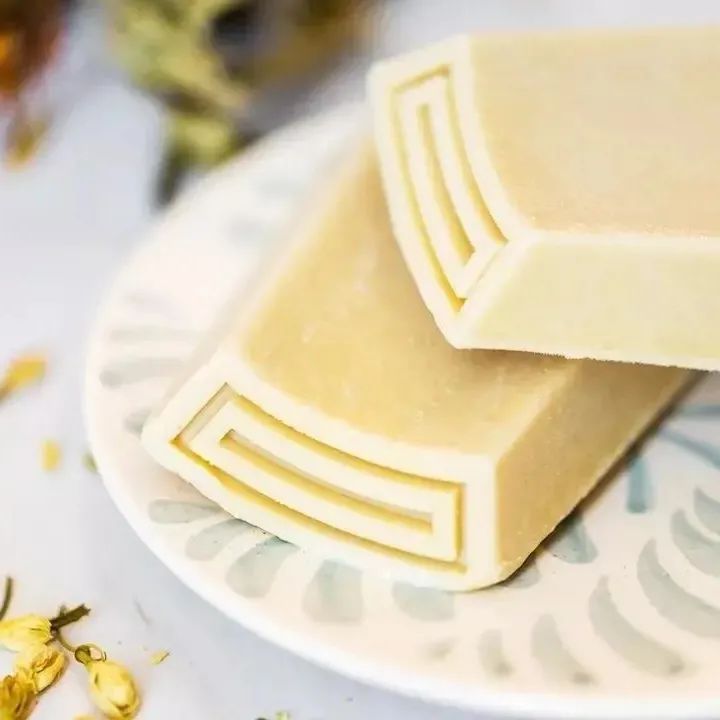 冰淇淋怎么做爆品(爆香冰淇淋怎么做)