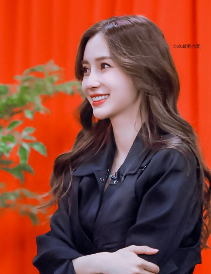杨颖：邻家女孩的样子很美的