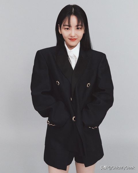 郑雨盛、李政宰力捧的怪兽新人！揭秘《僵尸校园》高冷班长崔南拉