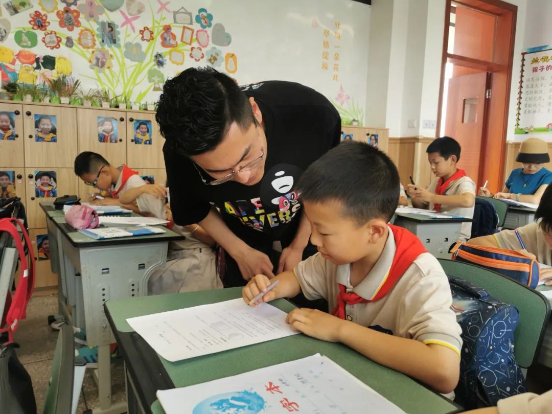 课例研究，助力教师成长｜专家钟红艳老师对数学组团队做全面指导