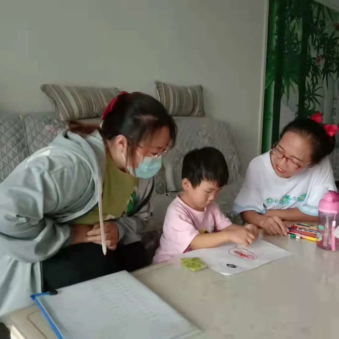 宁阳县文庙中心幼儿园小四班教师宁鑫:用心守护 用爱陪伴