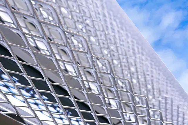 西岸艺岛，被阿里巴巴收入囊中