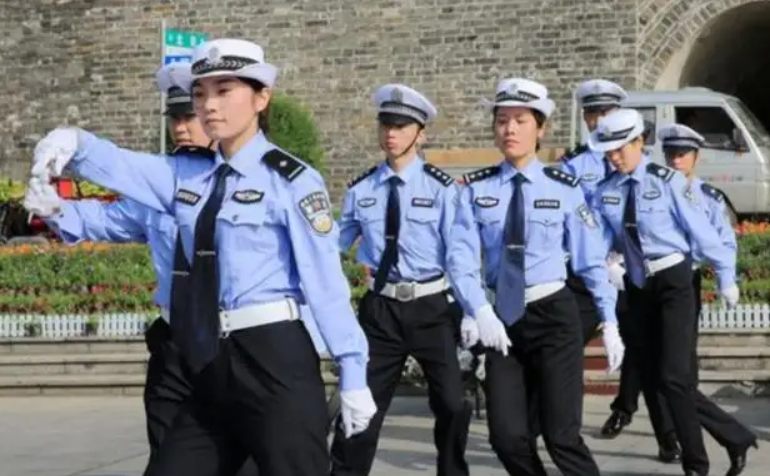 机关单位开始招“合同工”了，门槛不高还稳定，应往届生都有机会