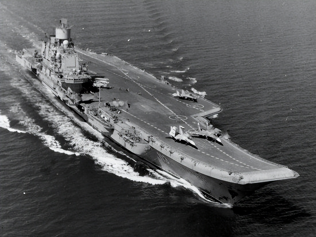 ���������ʤ�������й�������������������������ķ���ĸ��ϵ