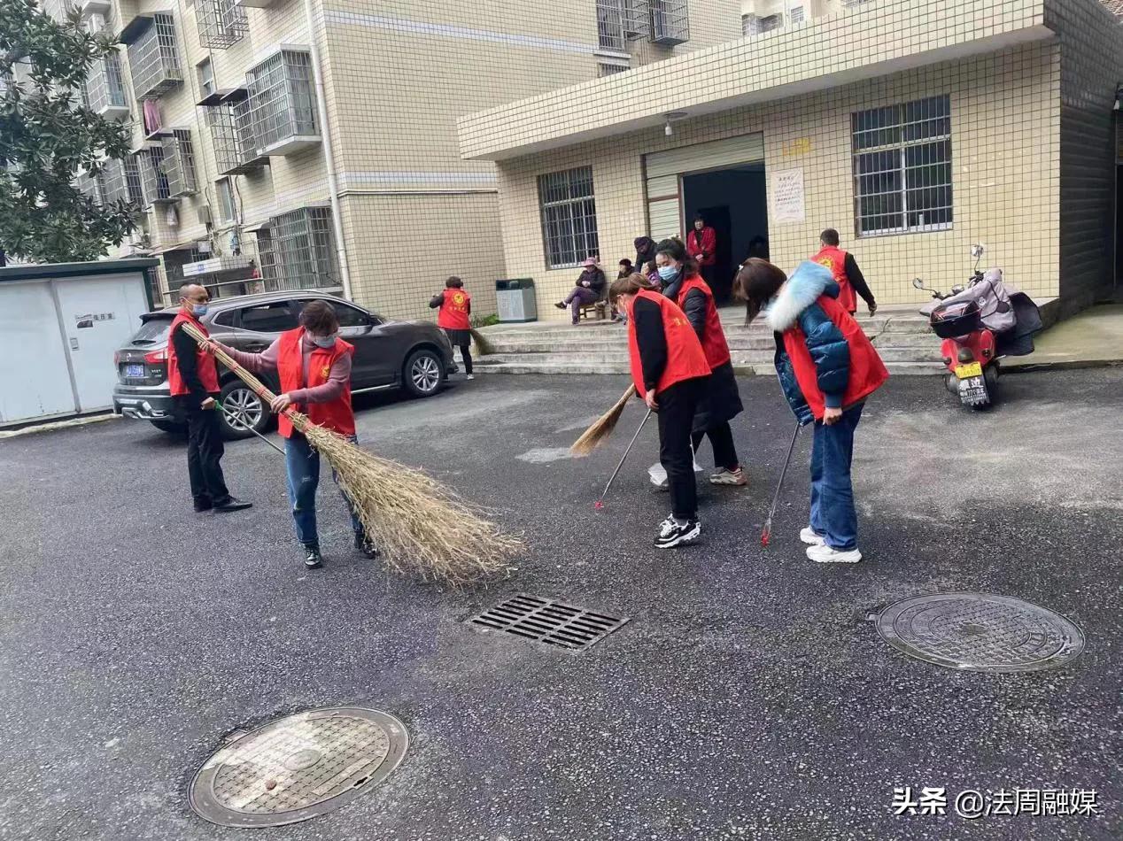 澧县澧西街道：弘扬雷锋精神 我们在行动