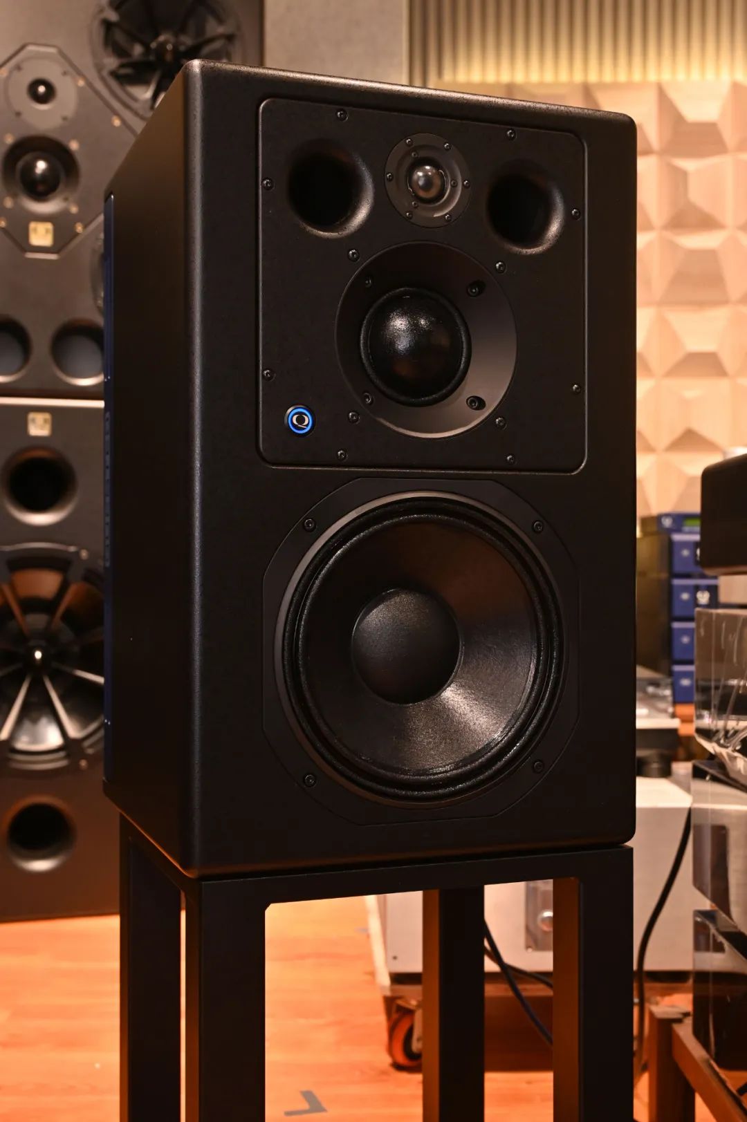 Quested best sale studio monitors