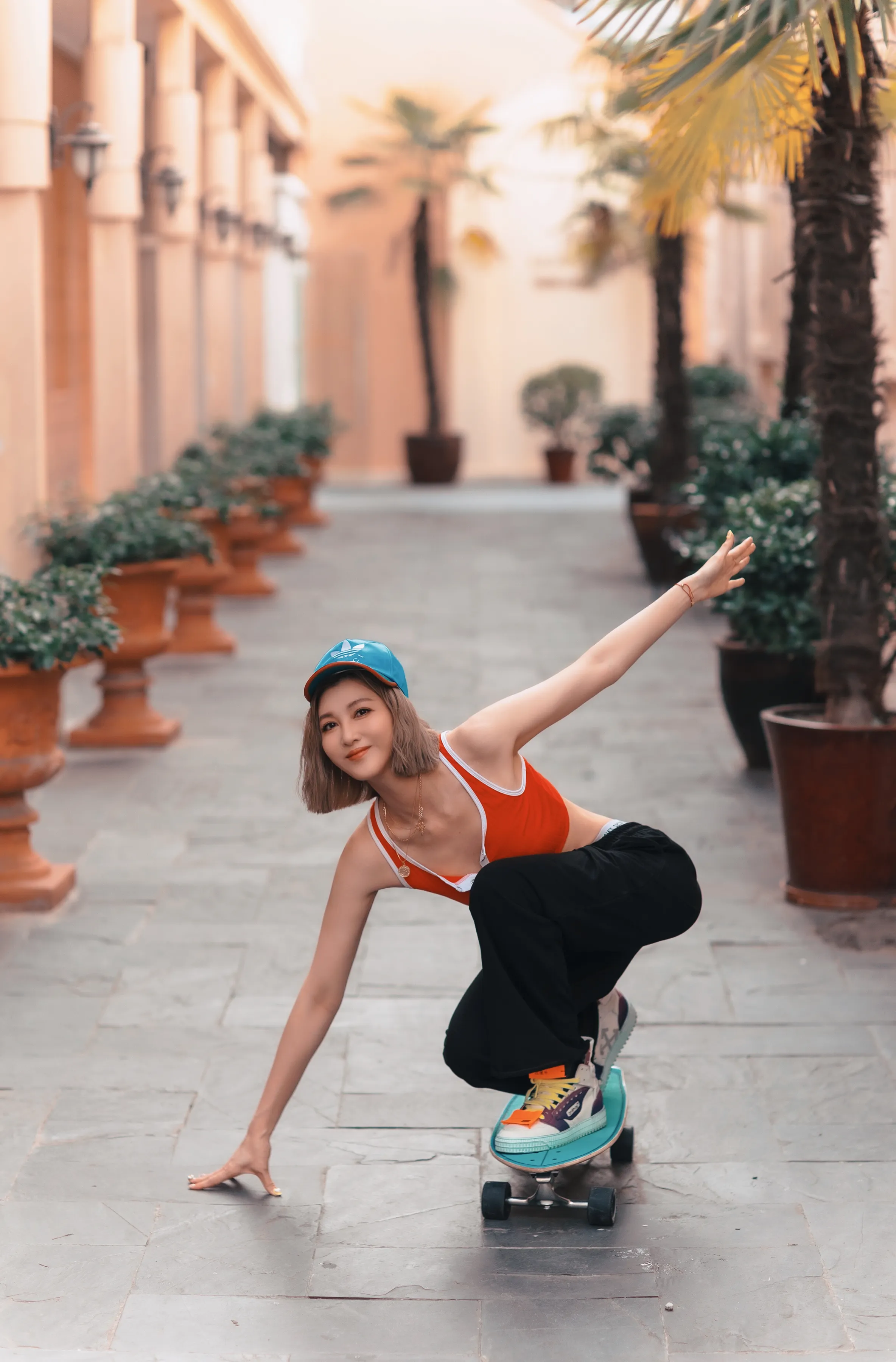 李彩桦近照，真的好美啊！她的新老公长相帅气，是白马王子的典范