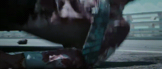 《庭外》：罗晋的皱纹，万茜的脸，这部剧的滤镜好真实