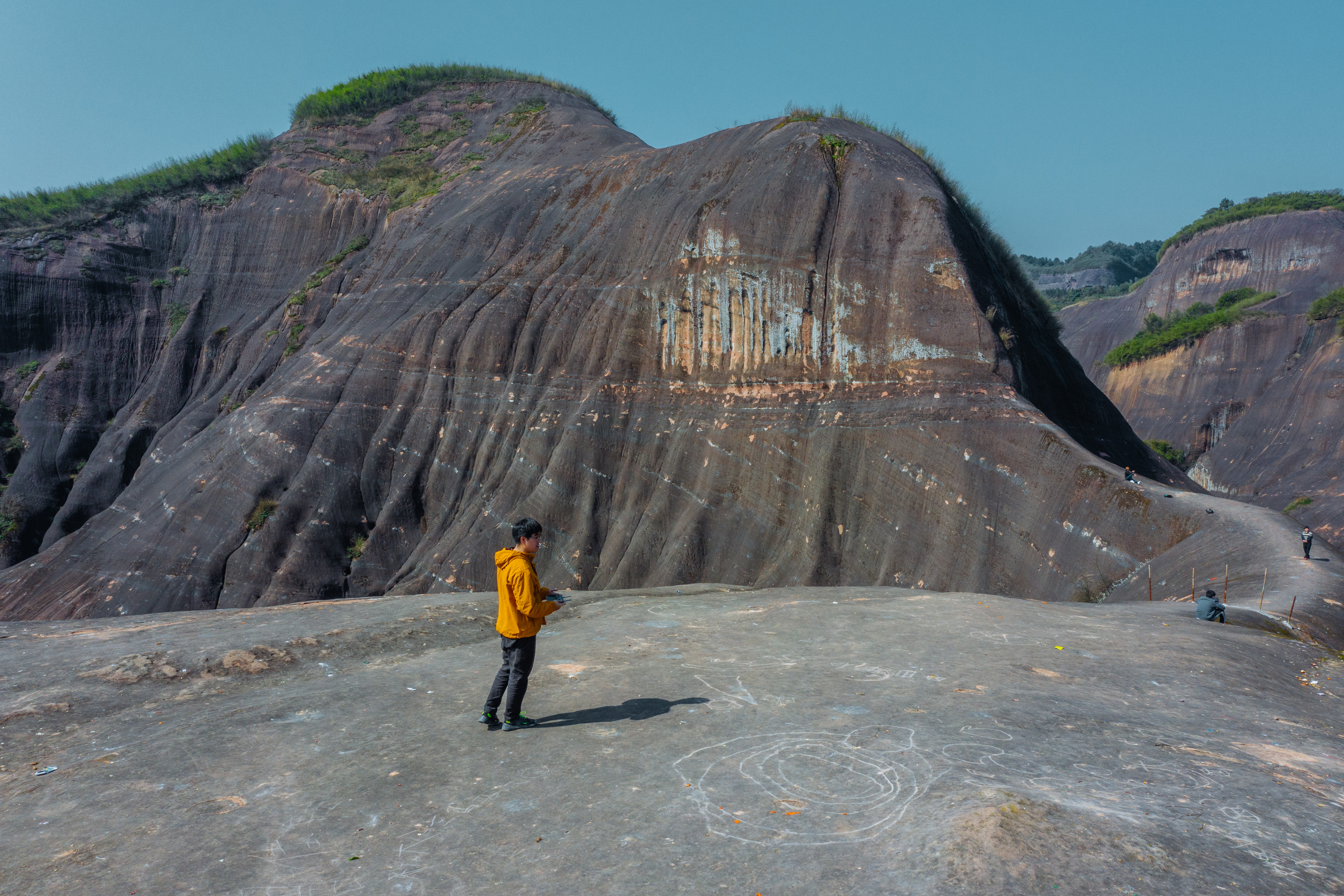 郴州高椅岭要收门票别担心旁边这一处黑石山宛如外空秘境