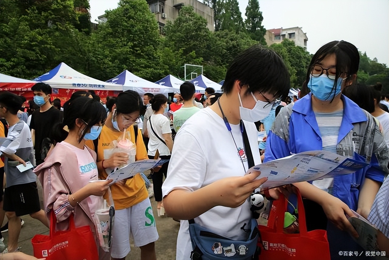 警惕！重庆三所大学被点名曝光，毕业证一文不值，家长报考需谨慎