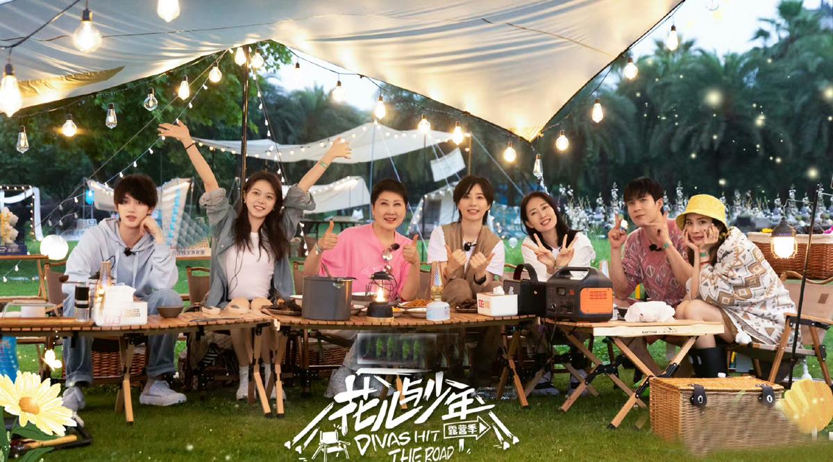 《花儿与少年4》首播槽点多，一团和气如流水账，丢失最初的道