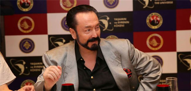 2018年，土耳其邪教魔头获刑1075年！上千名女性曾被其洗脑