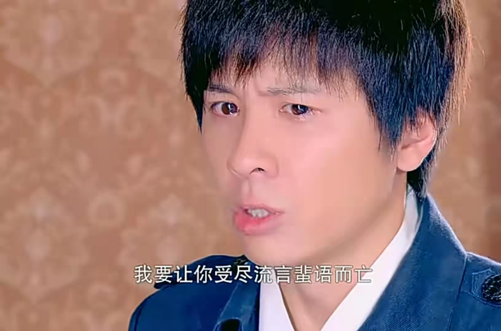 重温《烽火佳人》沉浸在仇恨中的黎绍峰，他这一生注定与幸福无缘