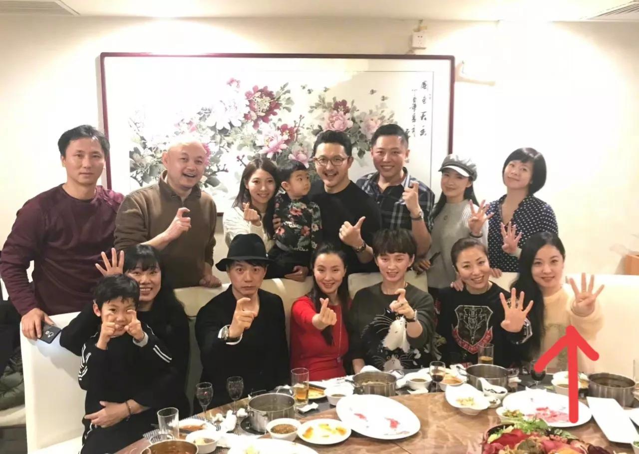 姜昕言:张铁林的绯闻对象,34岁时隐退娱乐圈,如今46岁婚姻成谜