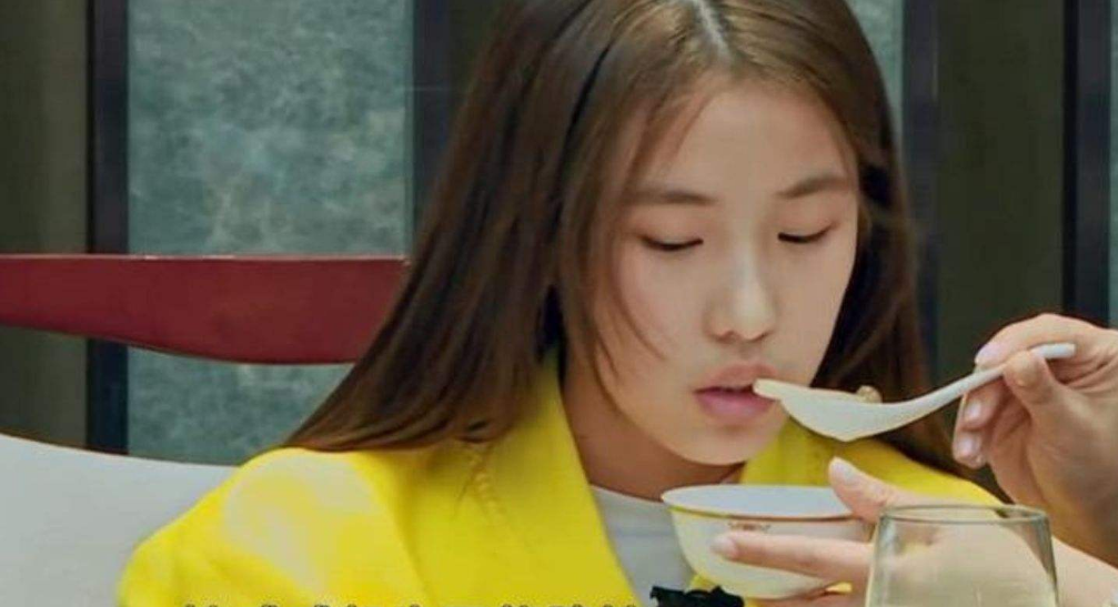 辽宁巨婴：16岁吃饭靠人喂，每天开销过万，开兰博基尼卖手机壳