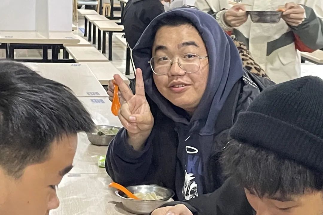 温暖冬至 | 人工智能学院2021级电信类3班开展“暖心冬至”主题活动