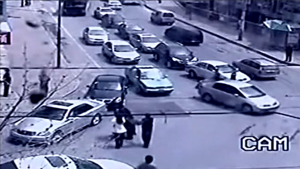 “我爸是大官”韩方奕：当街打死警察，被判死缓不到7年成功减刑