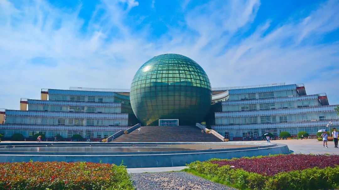 超牛！这8位名企董事长、执行董事，竟毕业于江苏同所高校