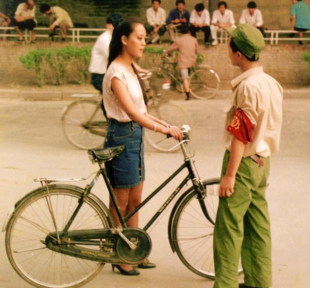 当年"二八大杠"最初叫做"洋车子",是从西方传入我国的洋物件.