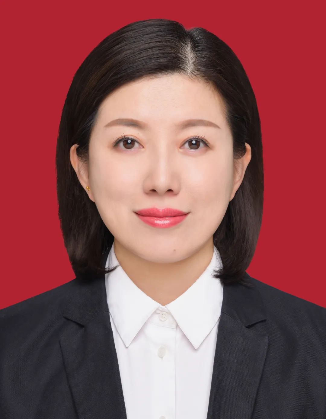把关爱送进千家万户的心房——恒安社区党委书记王冠