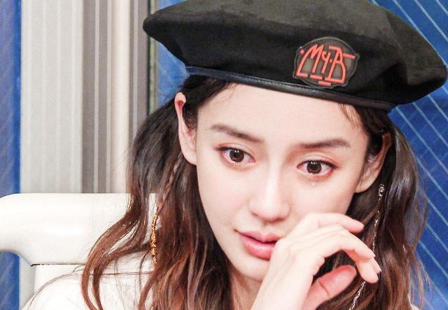 从十八线嫩模到黄晓明的“掌中宝”,杨颖比你想象得更聪明