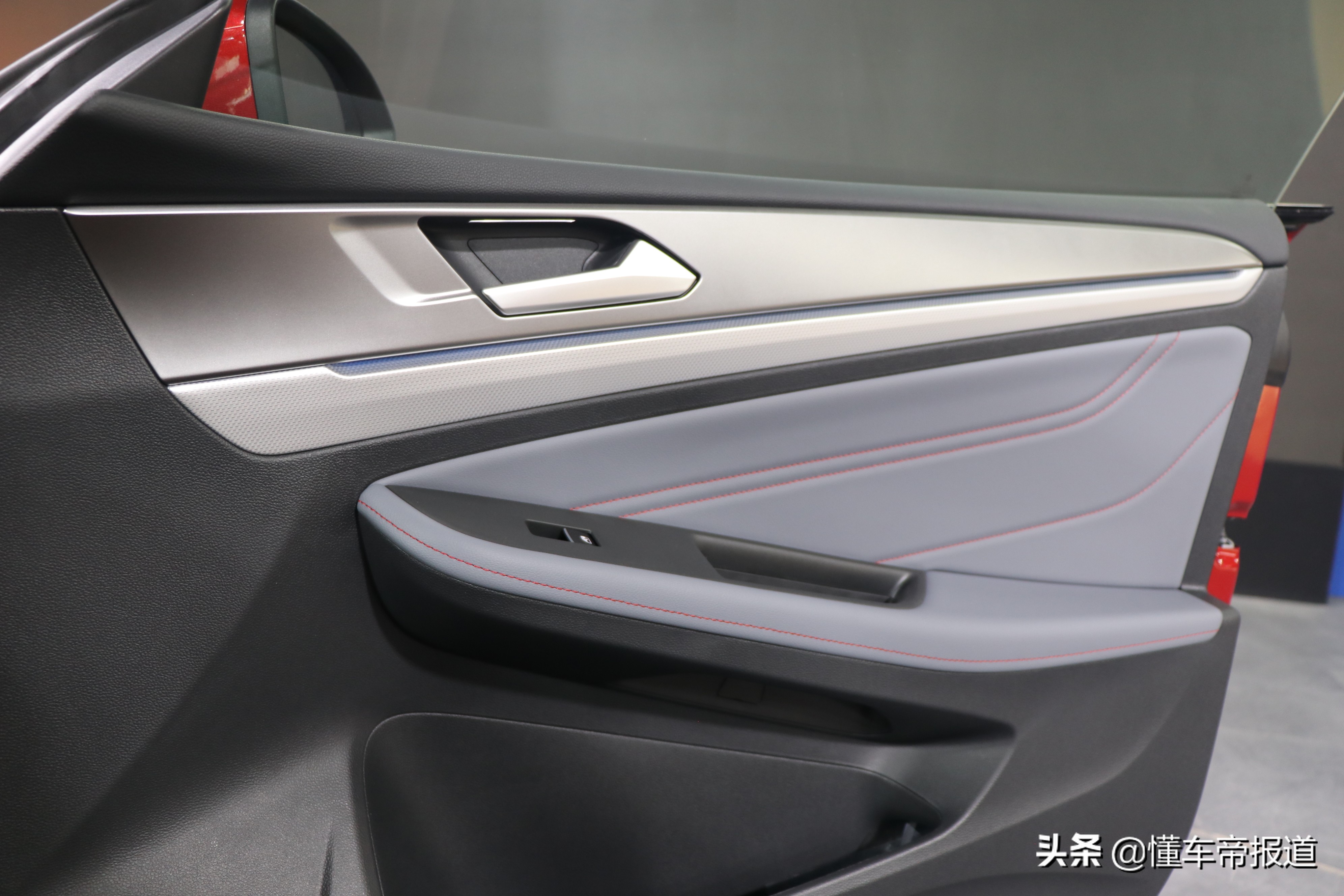 新车 | 缩小版CC实锤！大众新凌渡L正式发布，无框车门+掀背尾门