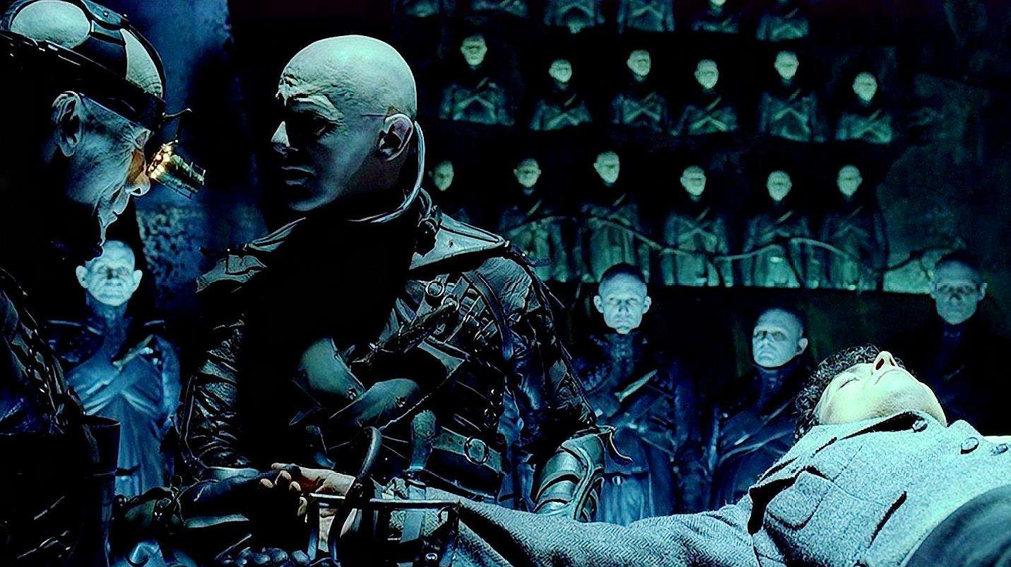 《黑客帝国》还还受到很多其他作品的影响,诸如1984年的《神经漫游者