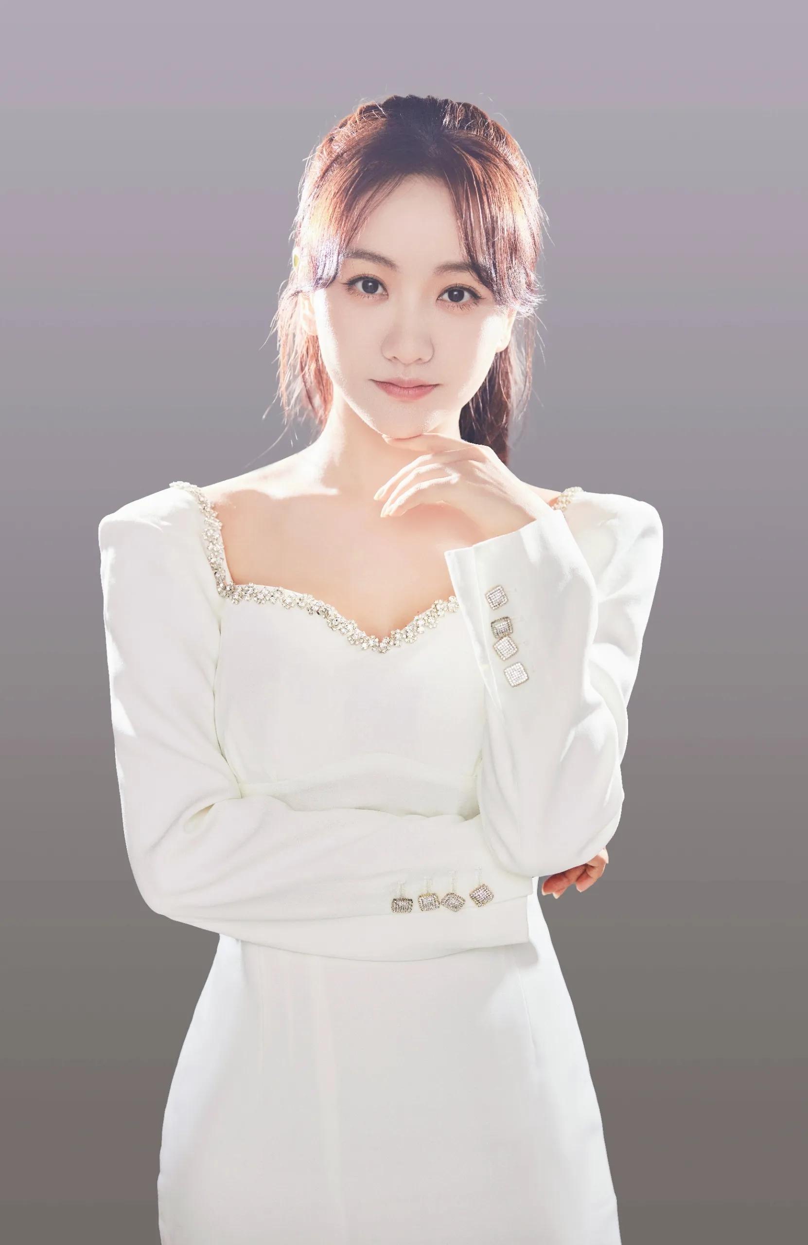 美美的杨蓉，心目中永远的“白月光”