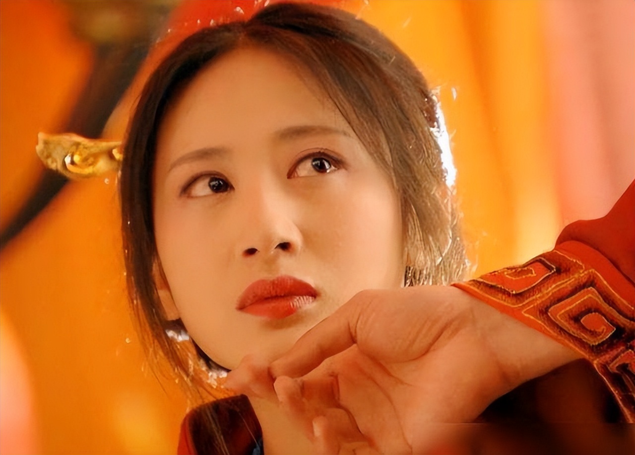 事业正红却早早退圈，这9位女星个个有辨识度，却成沧海遗珠