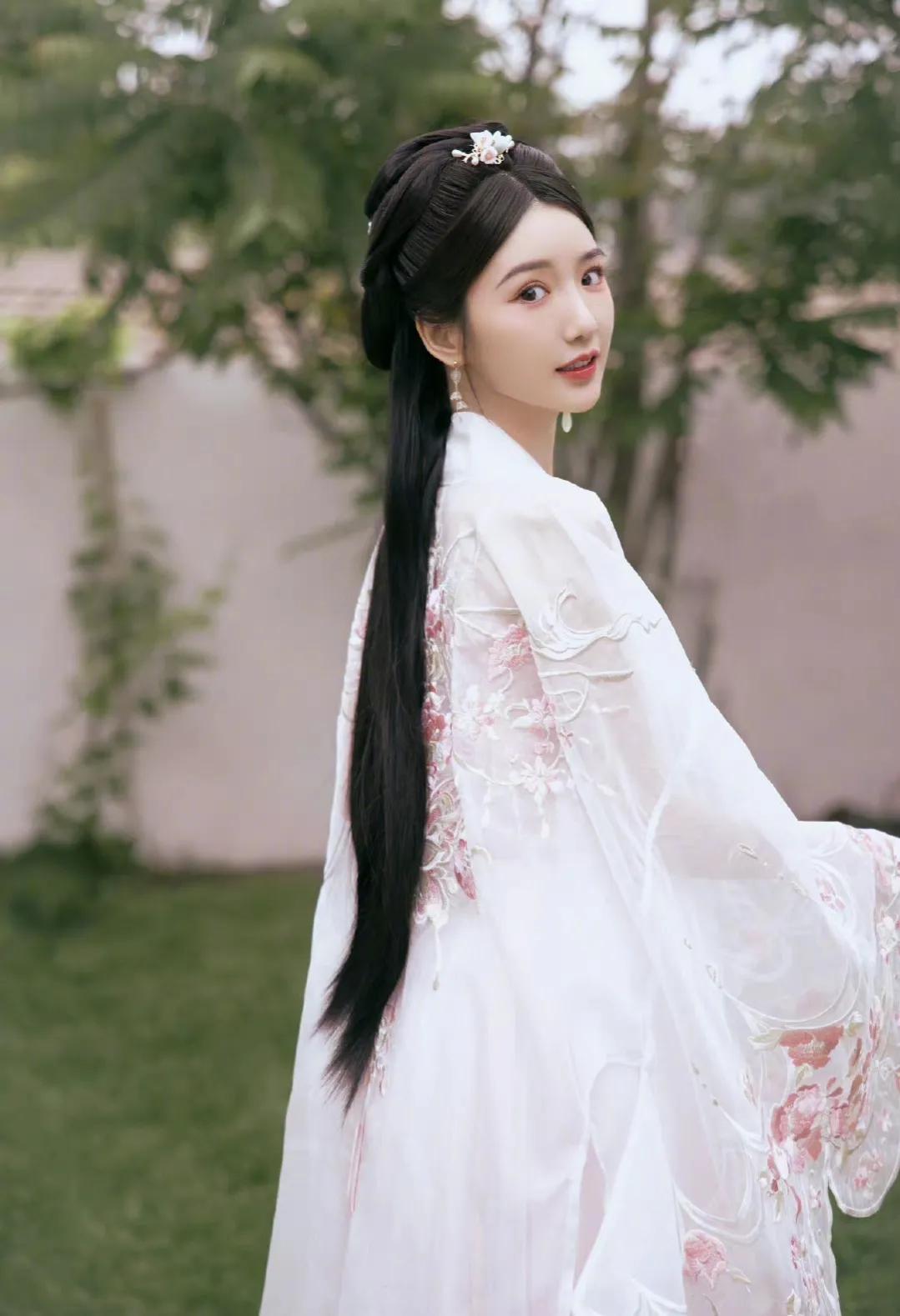 毛晓彤真的好美