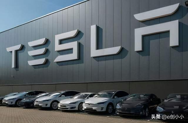 237期:全球发展报告;苹果在华招聘;恒大重组计划;毕业生就业重心