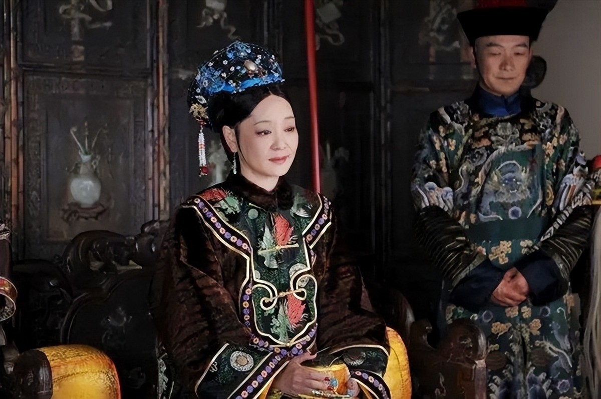 甄嬛传：终于明白，为啥沈眉庄温实初风雨夜晚，太后明知却没去管