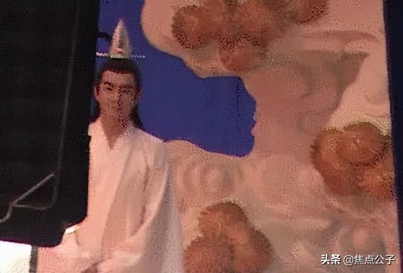 反复摆烂？《与凤行》定妆照曝光，林更新很憔悴，赵丽颖路透好看