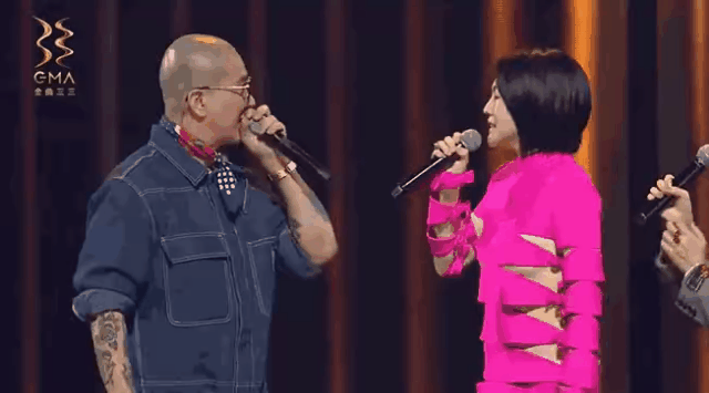 明星红黑榜：精神小妹与杀马特青年的浪漫约会画风来了？