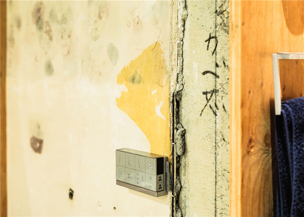 33岁的女厨师，把家装修成“毛坯房”，82㎡只做一室，一住就3年