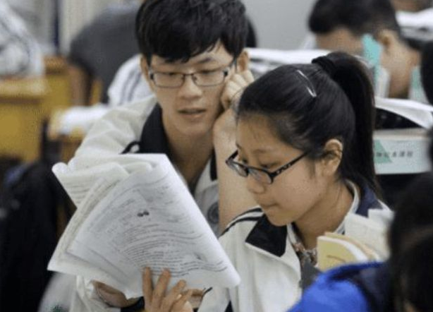 高中学习日语的学生越来越多，“弃英从日”意欲为何？网友：捷径