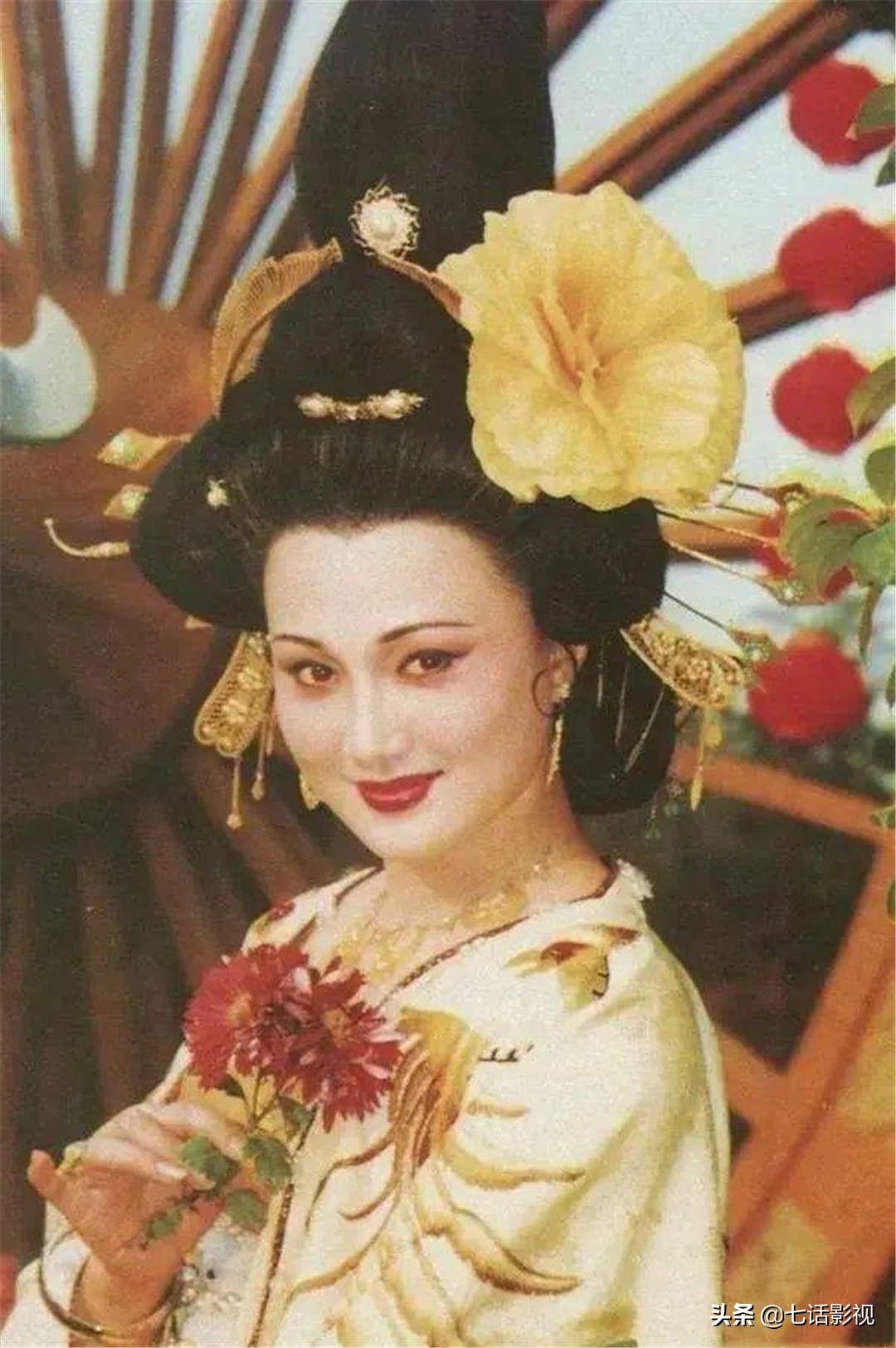 从《红楼梦》看古装剧妆发演变，这些年，哪些东西在慢慢消失？