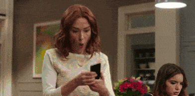 shaking the phone(你手机在振英文不是"yourphoneissh)