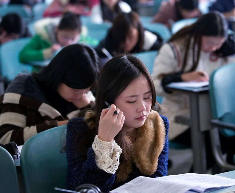 英语四六级考试要求有变，有些学生无法报名，希望你不是其中之一