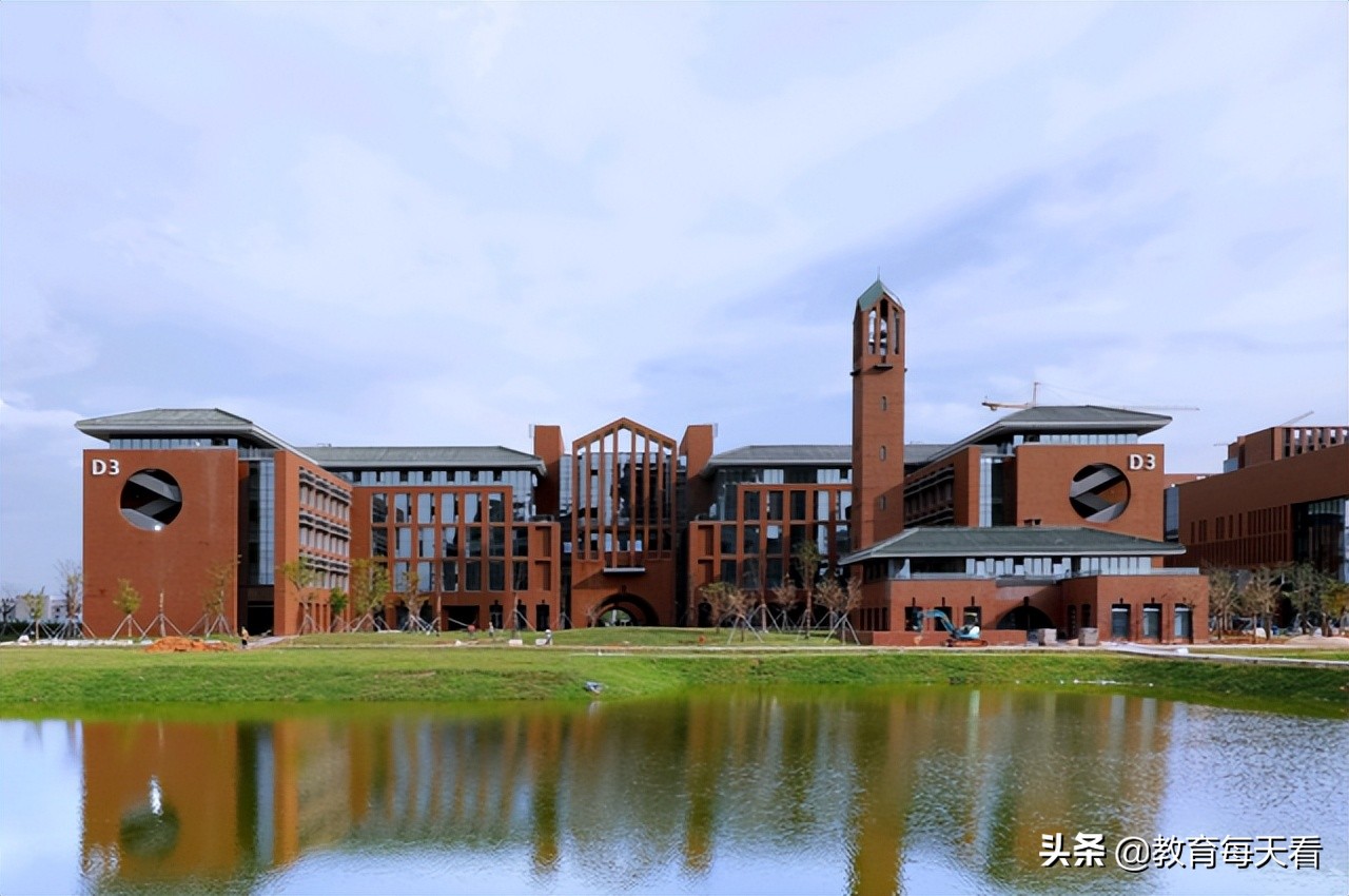 我国“100强高校”排名出炉，武大成为黑马，中科大却发挥失常